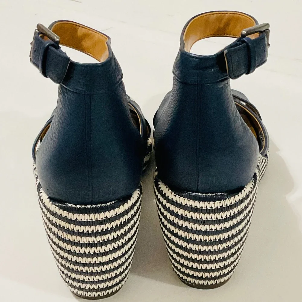 VIONIC Marina womens platform wedge heel sandal navy stripe ankle strap‎ NWT 8